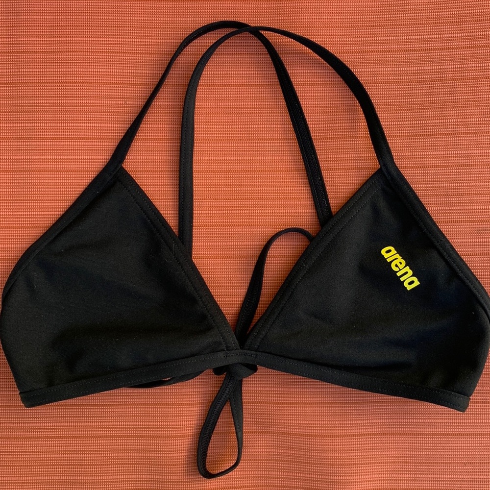 Arena Rule Breaker Triangle Bikini Top, black, small